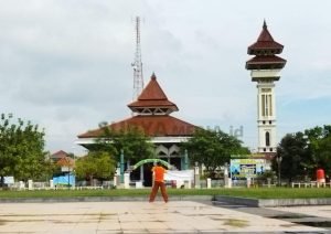 KETERSEDIAAN TEMPAT TIDUR COVID-19 DI REMBANG BELUM MENURUN