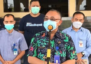 PASIEN COVID-19 DIIMBAU MEMERIKSAKAN DIRI SEBELUM KONDISI KRITIS