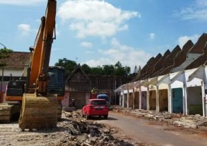 RENOVASI PASAR ALUN-ALUN LASEM MASUK TAHAP PENGAMANAN ASET