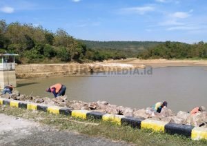 PENGERUKAN WADUK PANOHAN DITARGETKAN SELESAI AKHIR TAHUN 2021