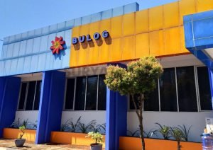PPKM DARURAT, PERUM BULOG SALURKAN BANTUAN BERAS