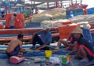 NELAYAN REMBANG TOLAK PELARANGAN CANTRANG