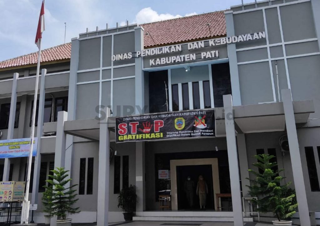 KEMENDIKBUD BERI PELUANG BAGI TENAGA KEPENDIDIKAN HONORER