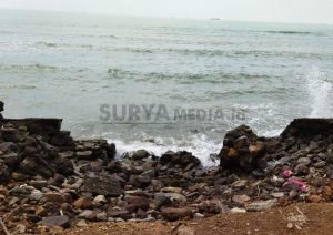 ABRASI RUSAK RUMAH WARGA DI REMBANG