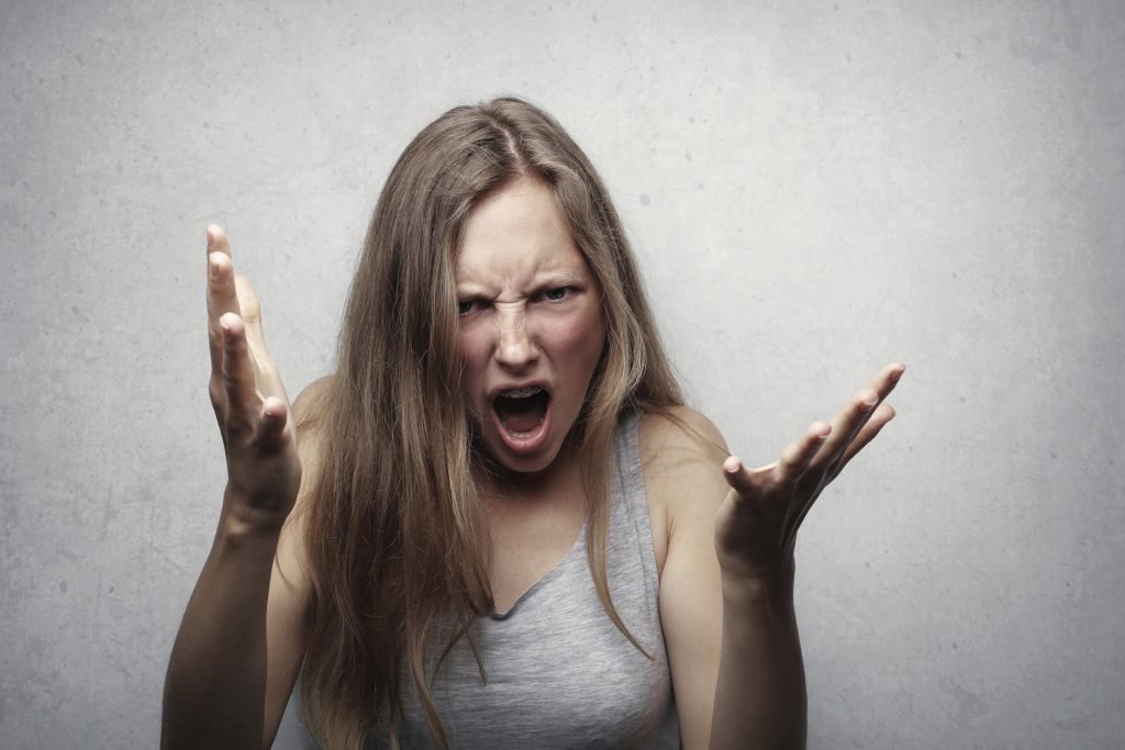 Cara Mengendalikan Emosi yang Wajib di Coba
