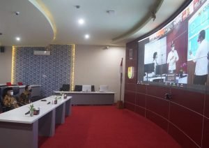 PERMUDAH PENGUSAHA URUS IZIN USAHA DENGAN OSS