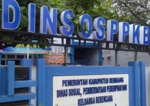 PENGAMBILAN BANSOS TIDAK HARUS TUNJUKKAN SURAT VAKSINASI