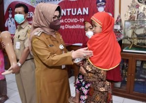 PEMKAB JAMIN PENDIDIKAN ANAK YATIM PIATU KARENA COVID-19