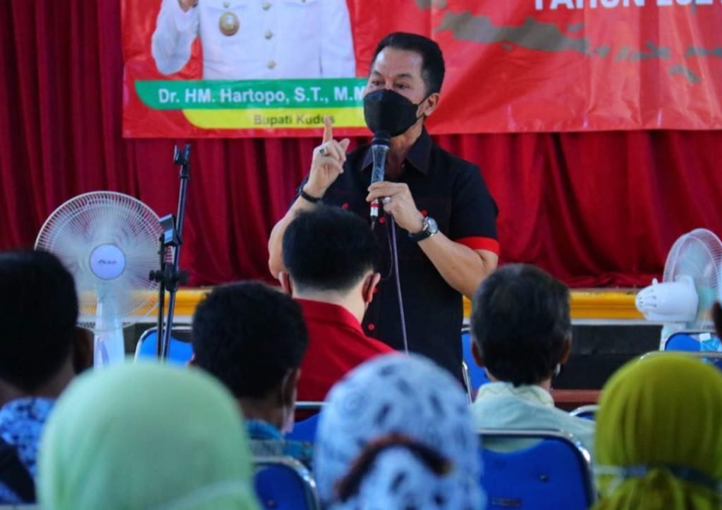 Permudah Aktivitas Warga, Pemkab Targetkan Capaian Vaksinasi 50 Persen
