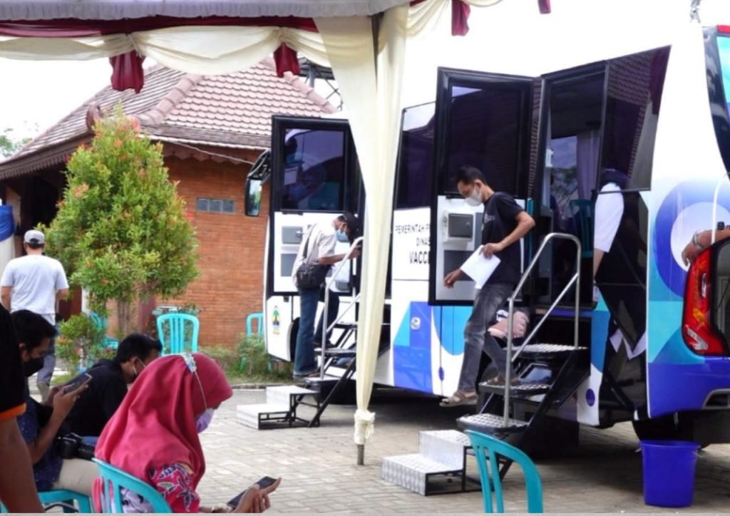 LAYANI 1435, VACCINE MOBILE PEMPROV JATENG TERUS BERGERAK