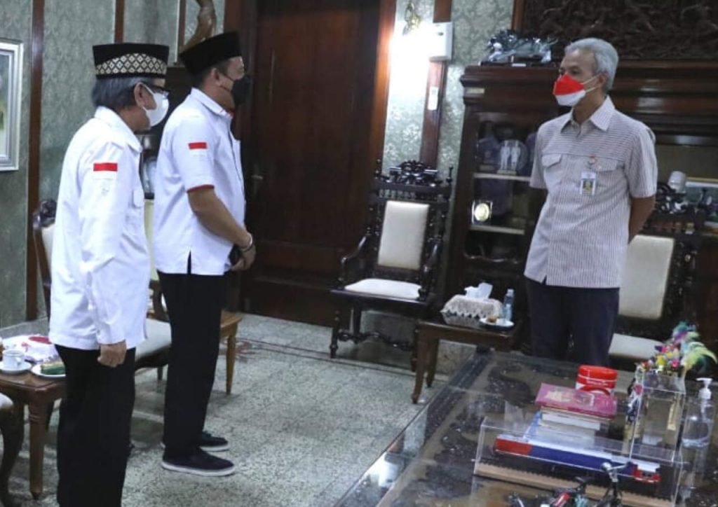 GANJAR JADI KETUM INDONESIAPERSADA.ID, RADIO DAN TV DAERAH SIAP REBRANDING