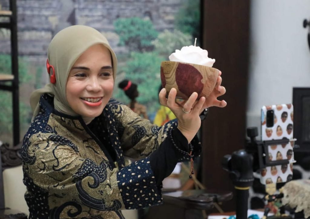 DEKRANAS GELAR PAMERAN ONLINE RUMAH KRIYA ASRI