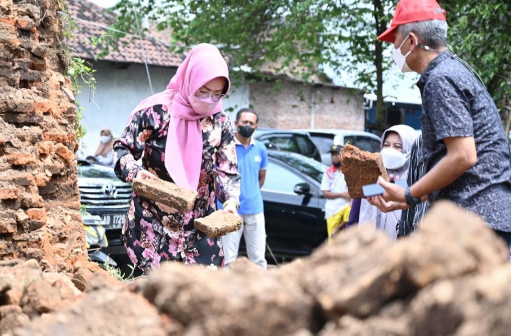 Perusakan Tembok Benteng Keraton Kartasura Tuai Kekecewaan