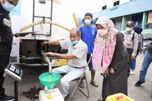 Pemerintah Siap Terapkan Sistem Pembelian Minyak Goreng Curah Gunakan KTP