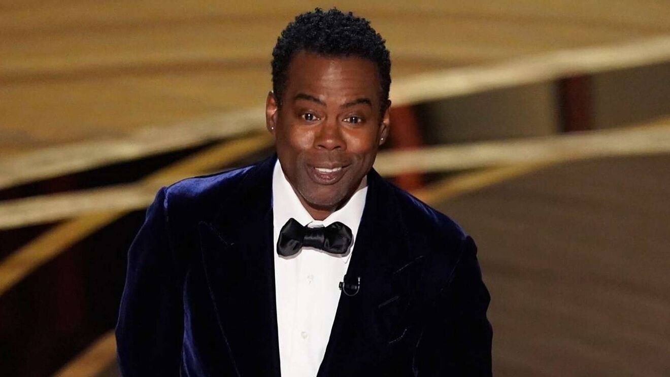 Chris Rock Singgung Amber Heard dalam Tampilan Komedinya