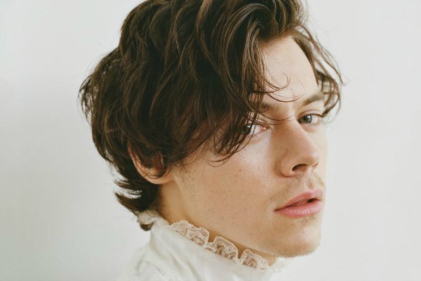 Harry Styles Rilis Album Solo Baru!