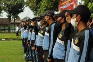 Narapidana Lapas Semarang Ikuti Upacara Hardiknas