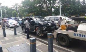 Ditlantas Tindak Tegas Kendaraan Parkir Liar di Jakarta