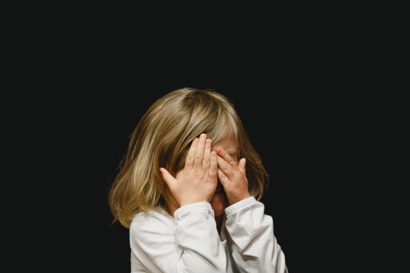Mengapa Pola Asuh Strict Parents Perlu Dihindari ?