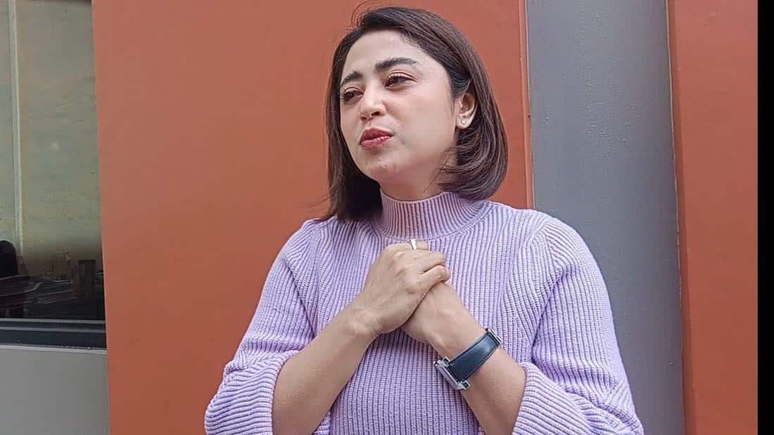 Dewi Perssik Beberkan Kasus Uang Transferan Atas Nama Budianto