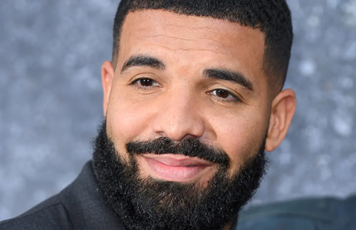 Positif Covid-19, Drake Tunda Konsernya dengan Nicki Minaj dan Lil Wayne