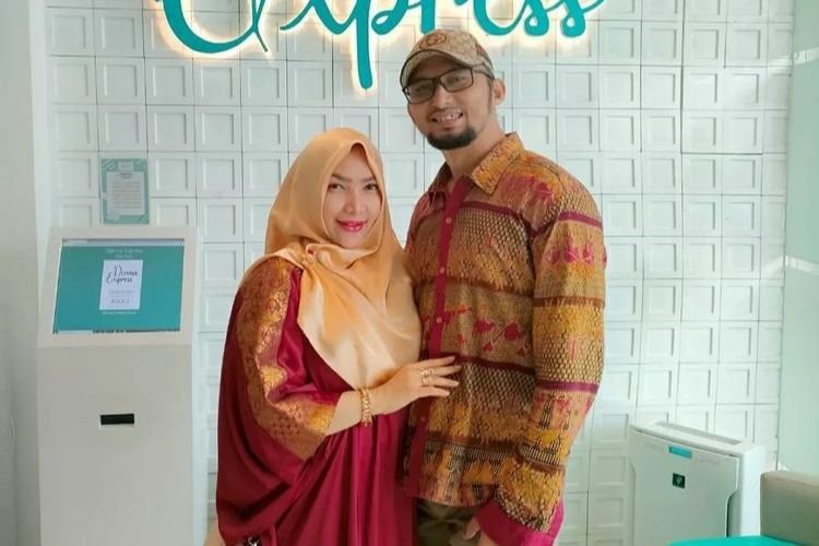 Roro Fitria Ungkap Alasan Ingin Cerai