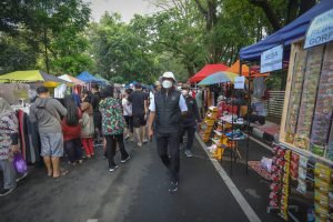 Pemkot Bandung Tegaskan PKL Dilarang Berjualan di Kawasan Taman Gasibu