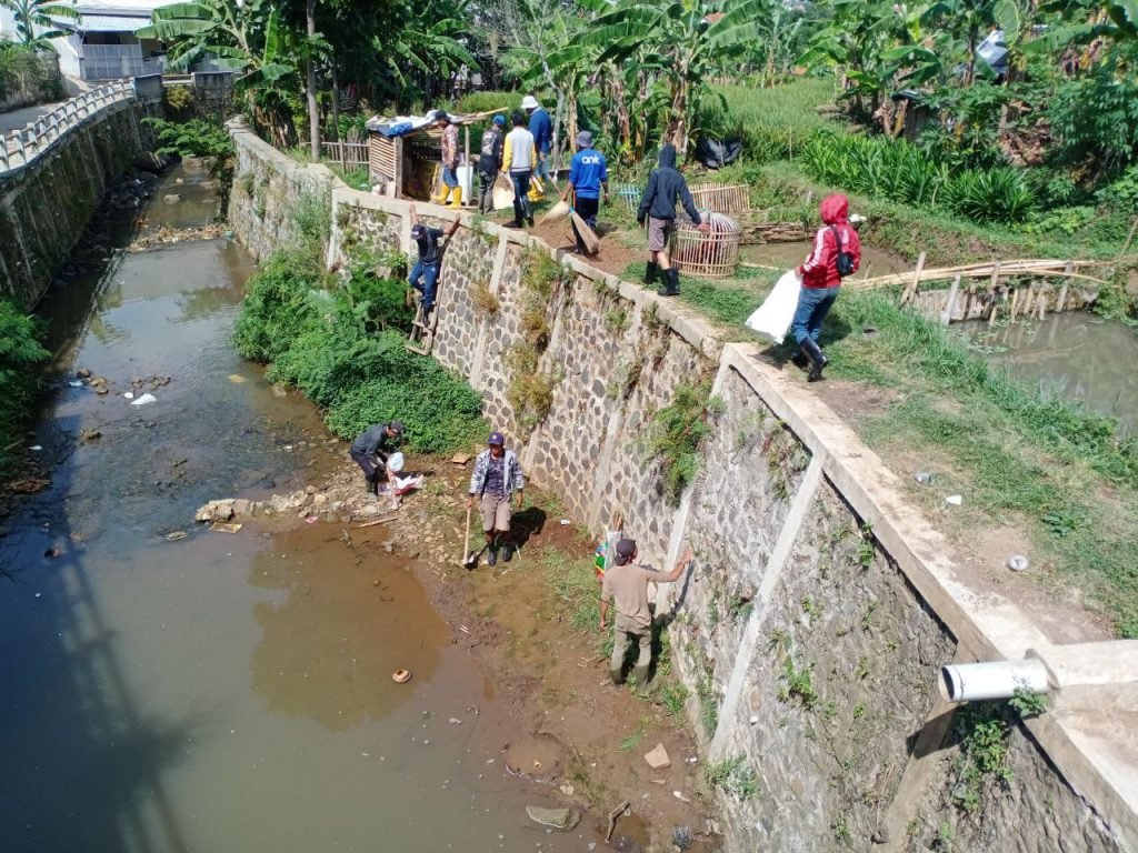 Upaya Kurangi Dampak Kenaikan Harga BBM, Program Padat Karya Mulai Digulirkan