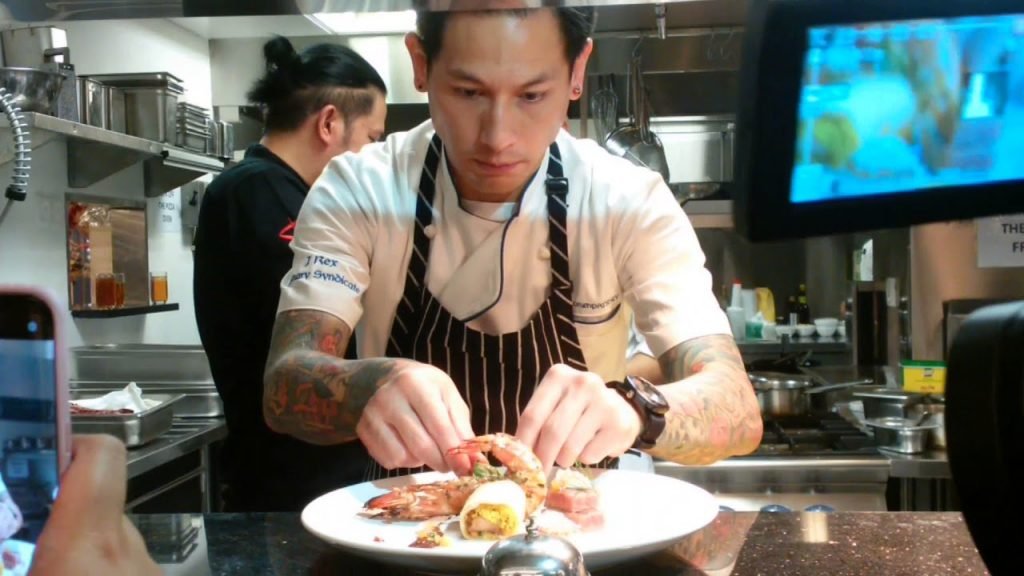 Chef Juna Kenang Pertemuannya Dengan Ratu Elizabeth II