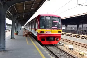 Pengerjaan Wesel Jalur Rel di Stasiun Manggarai, Sejumlah Perjalanan KRL Dibatalkan