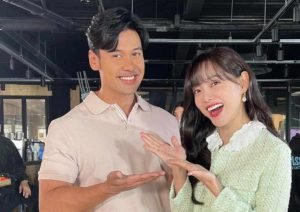 Chicco Jerikho Foto Bersama Kim Sejeong, Putri Marino Cemburu?
