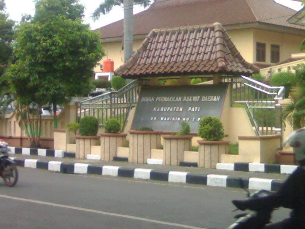 Foto: Gedung DPRD Pati (Sumber: VIND/Suryamedia)