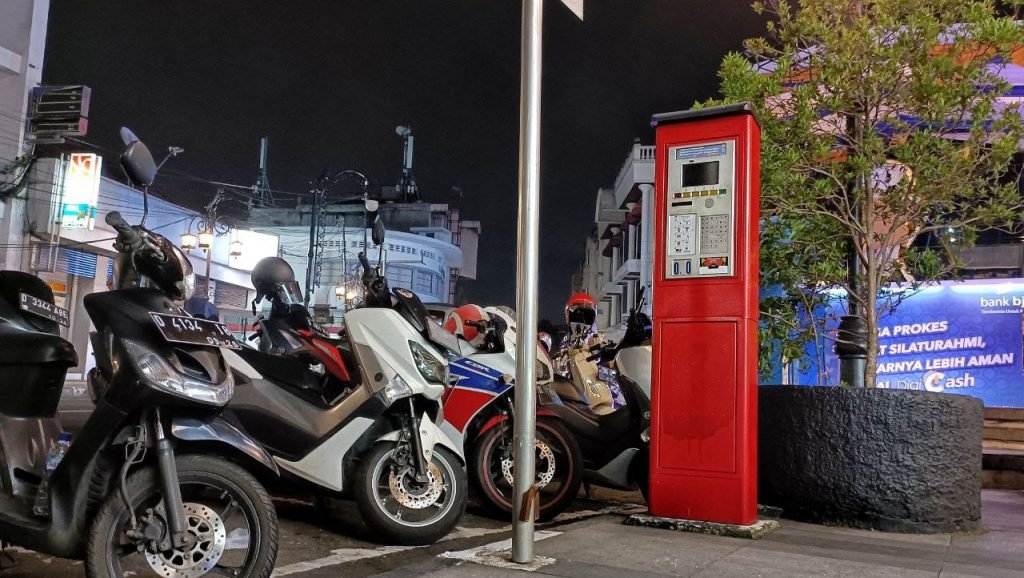 Berikut Daftar Penyesuaian Tarif Parkir Luar Badan Jalan di Kota Bandung