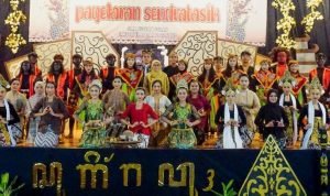 Lestarikan Budaya, Puluhan Pelajar SMAN 1 Subah Batang Bawakan Lakon Babad Alas Roban
