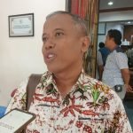 Foto : epala Desa (Kades) Wotan Kecamatan Sukolilo, Madektur (Sumber: Putri/Suryamedia)