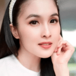 sandra dewi