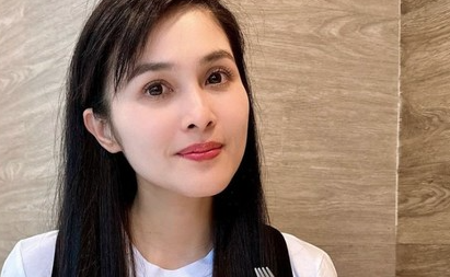 sandra dewi
