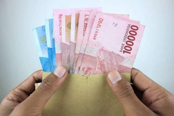 Foto: Ilustrasi uang BLT (Sumber: istock)