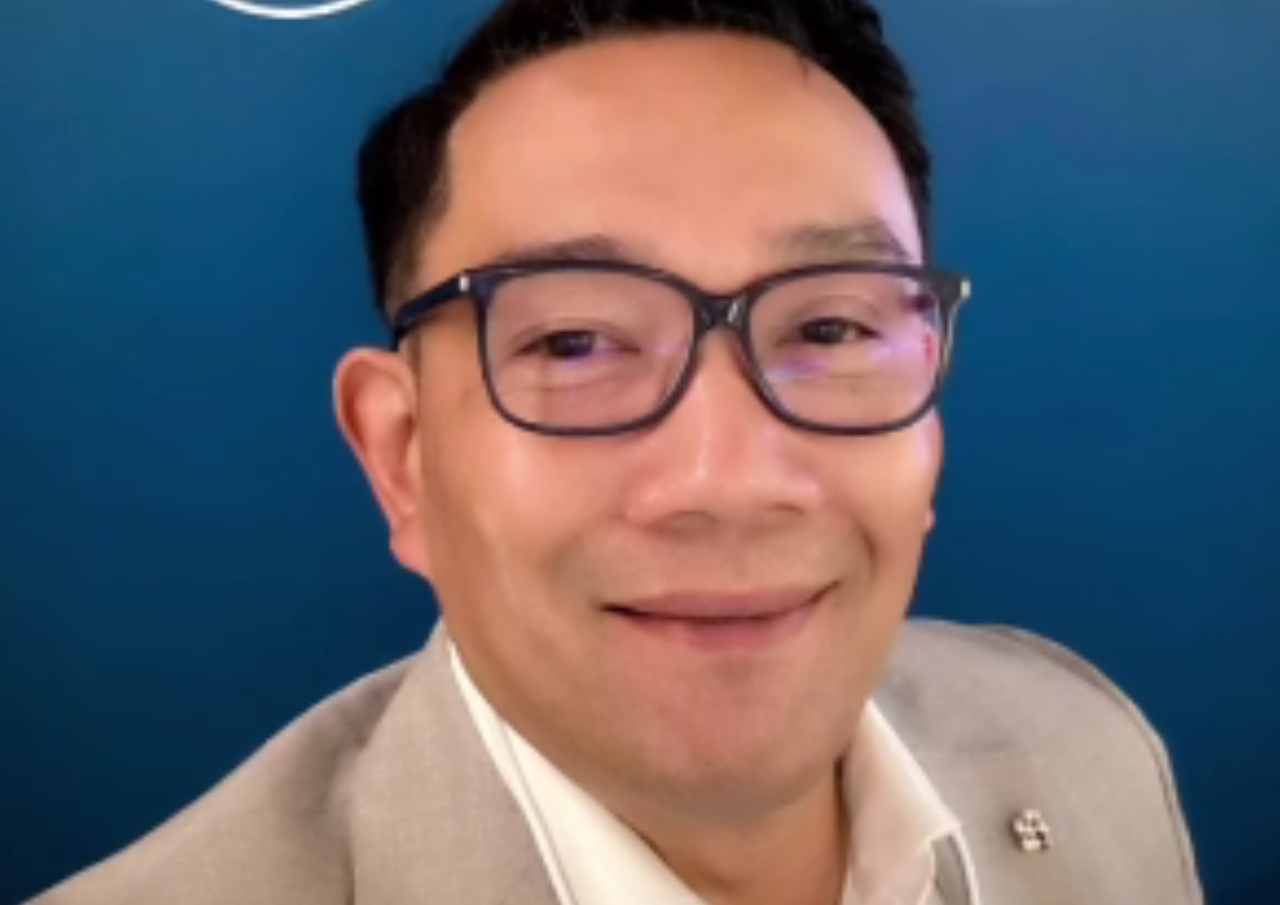 Merasa Janggal, Lisa Mariana Bakal Minta Ridwan Kamil Tes DNA Ulang di Singapura