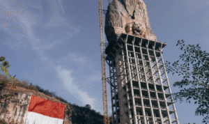 Monumen Reog Ponogoro