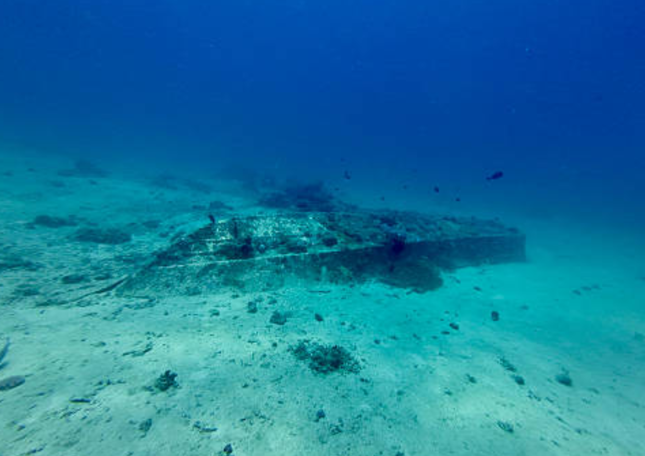 Serpihan Badan KM Putri Sakinah yang Tenggelam di Labuan Bajo Kembali Ditemukan