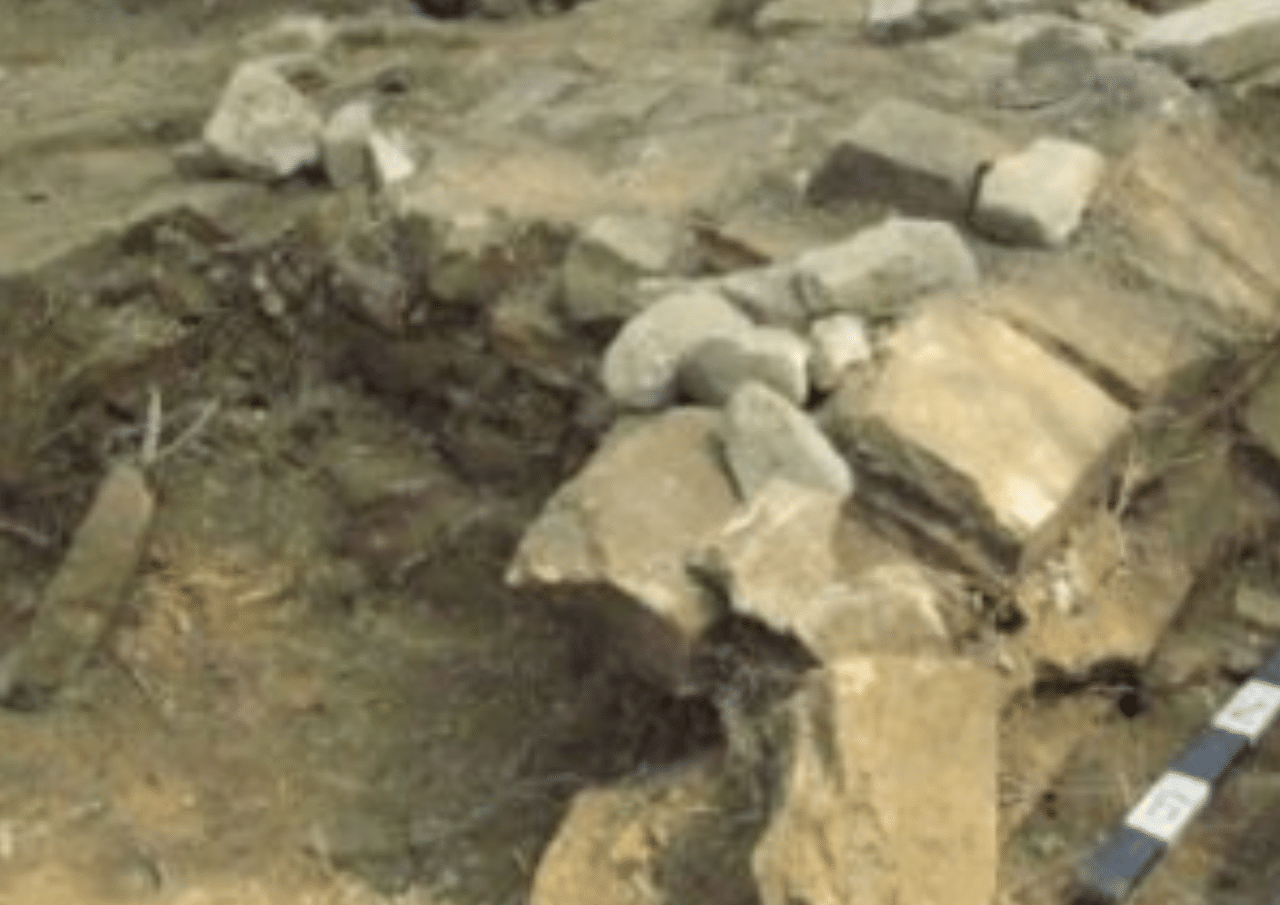 Situs Kota Kapur di Pulau Bangka Terancam Hilang