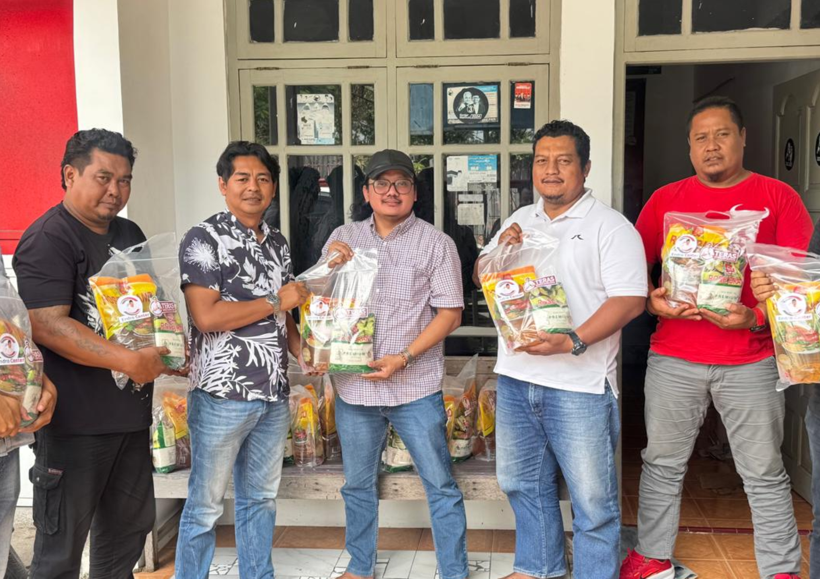 Sinergitas Endro Center dan Polresta Pati untuk Ringankan Beban Korban Banjir