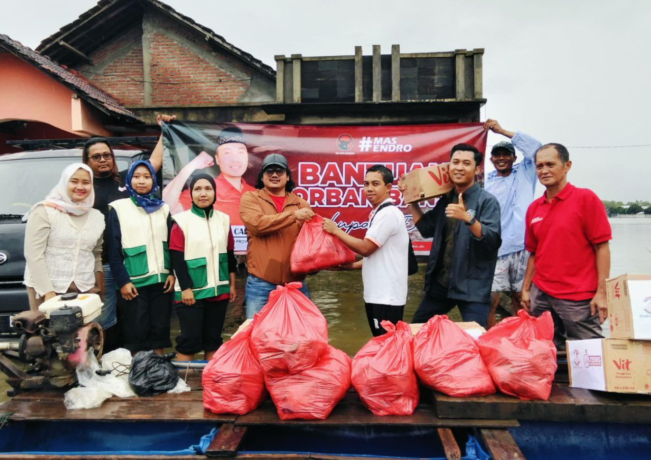 Sinergi Tim Endro Center dan Pengayom Group Salurkan Bantuan Logistik ke Korban Banjir Pati