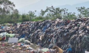 Armada Pengangkutan Sampah Terbatas, Sampah di Kramat Jati Jadi Menggunung