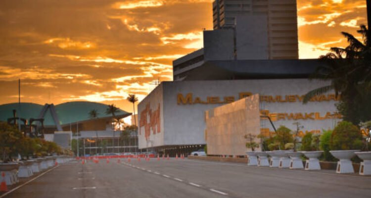 DPR RI Bahas Wacana Penghematan Anggaran untuk Efisiensi