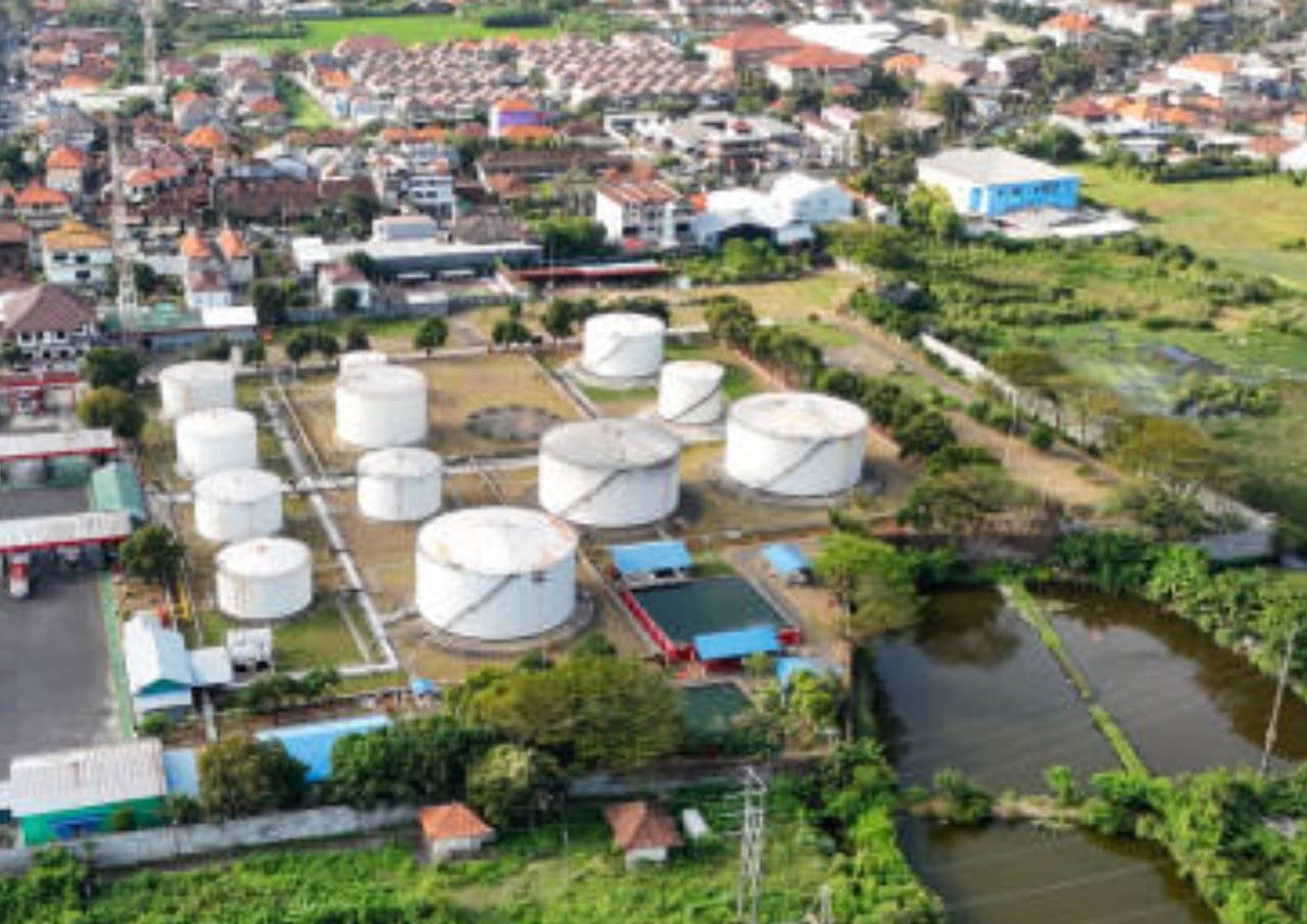 Cadangan Minyak Hanya Cukup Selama 25 Hari, Pemerintah Berencana Bangun Storage BBM di Sumatera