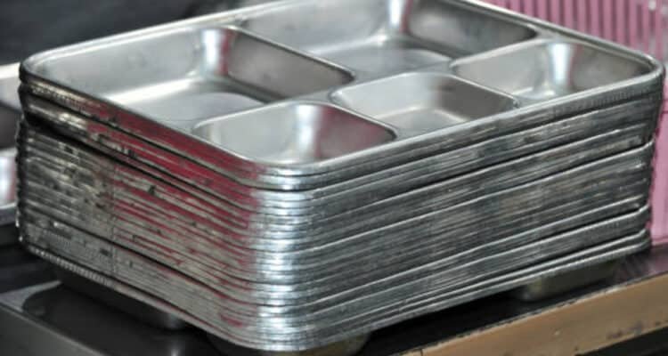 Syarat Dasar Belum Terpenuhi, Operasional 1.512 SPPG Dihentikan Sementara