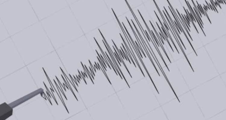 Ribuan Warga Pulau Mayau Ternate Mengungsi ke Pegunungan Buntut Peringatan Gempa Susulan