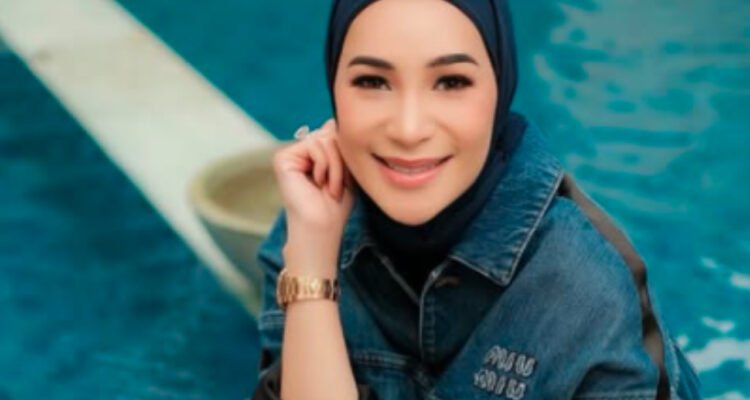 Rien Wartia Trigina,